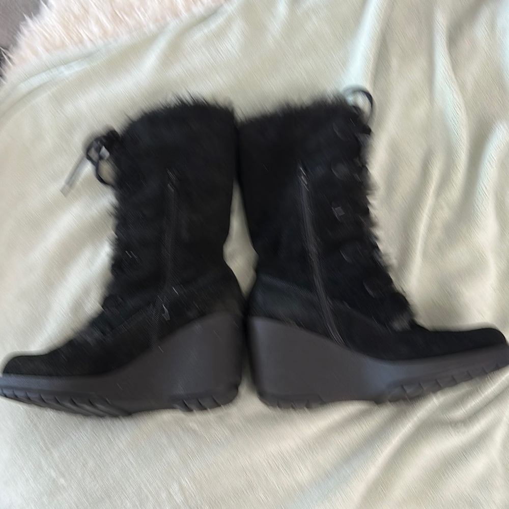 Black Lace Up Mid-Calf Boots with Fur Trim Size 9 - Picture 4 of 11